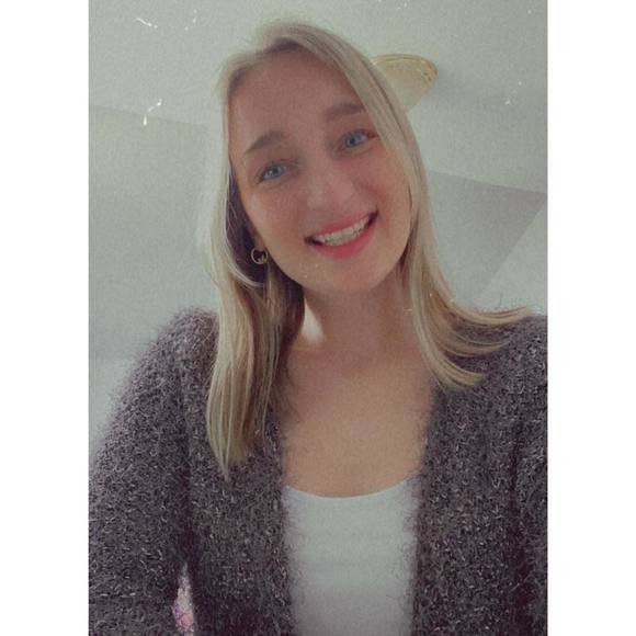 Meet your Posher, Bree - Picture 1 of 1